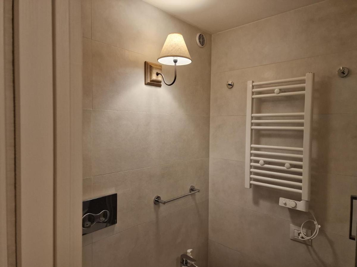 Case Di Paola Via Melo Appartamenti Bari Exterior foto